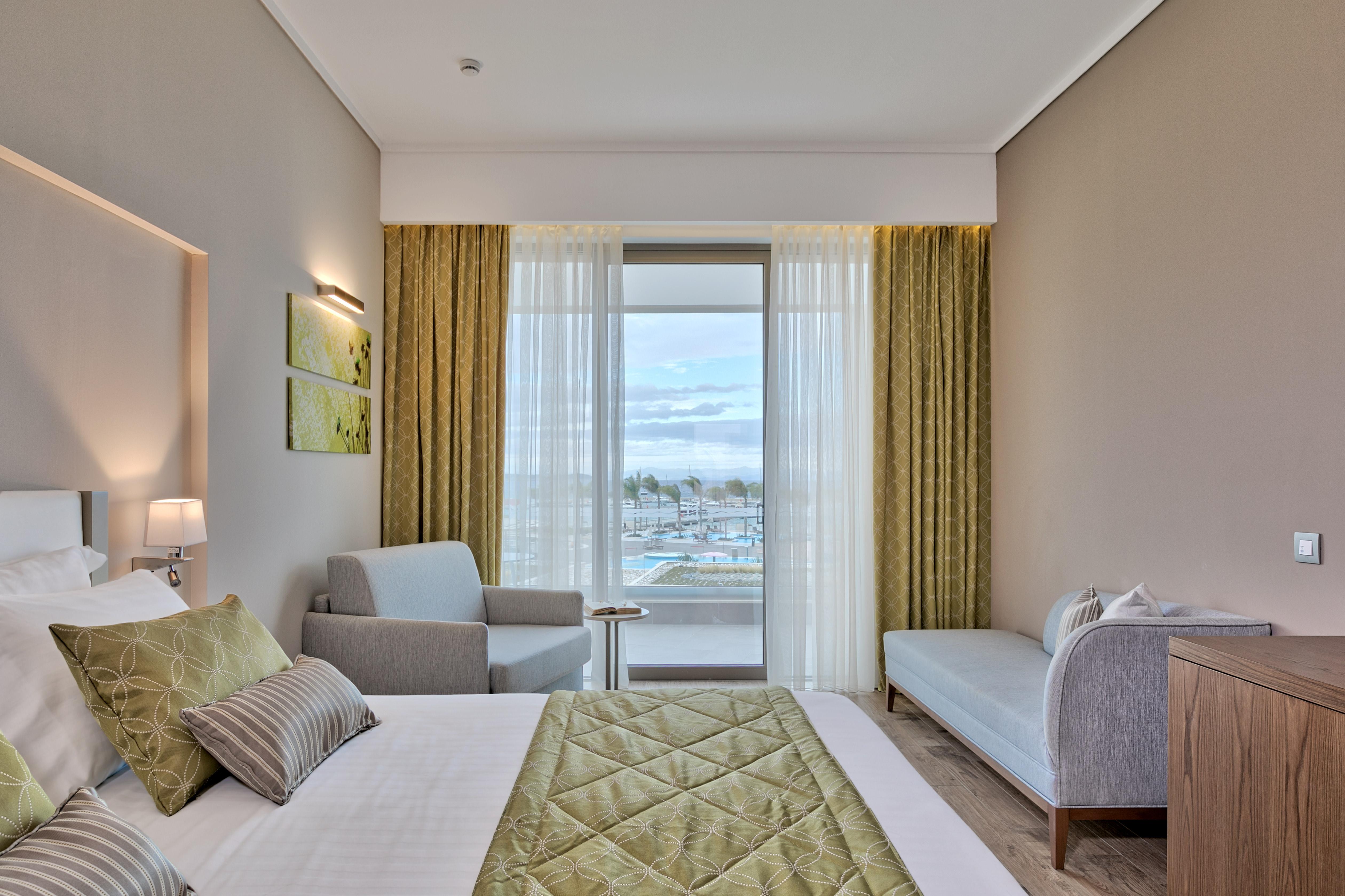 Miraggio Thermal Spa Resort Paliouri Exteriér fotografie A room at the hotel
