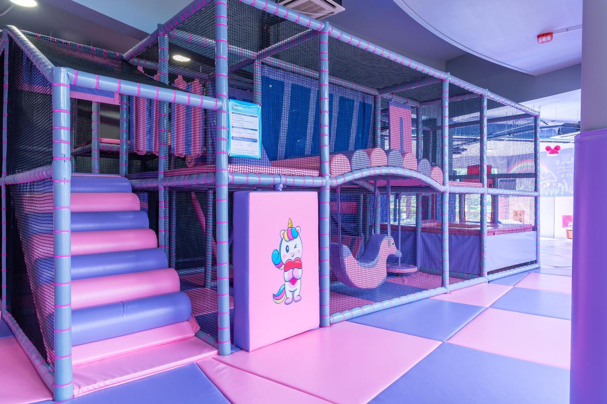 Miraggio Thermal Spa Resort Paliouri Exteriér fotografie The indoor playground at the centre