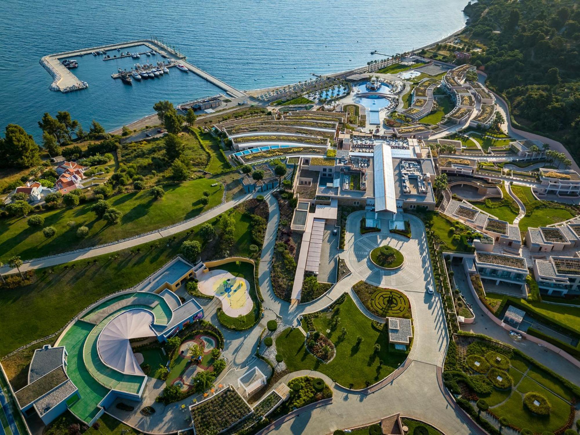 Miraggio Thermal Spa Resort Paliouri Exteriér fotografie The resort from the air